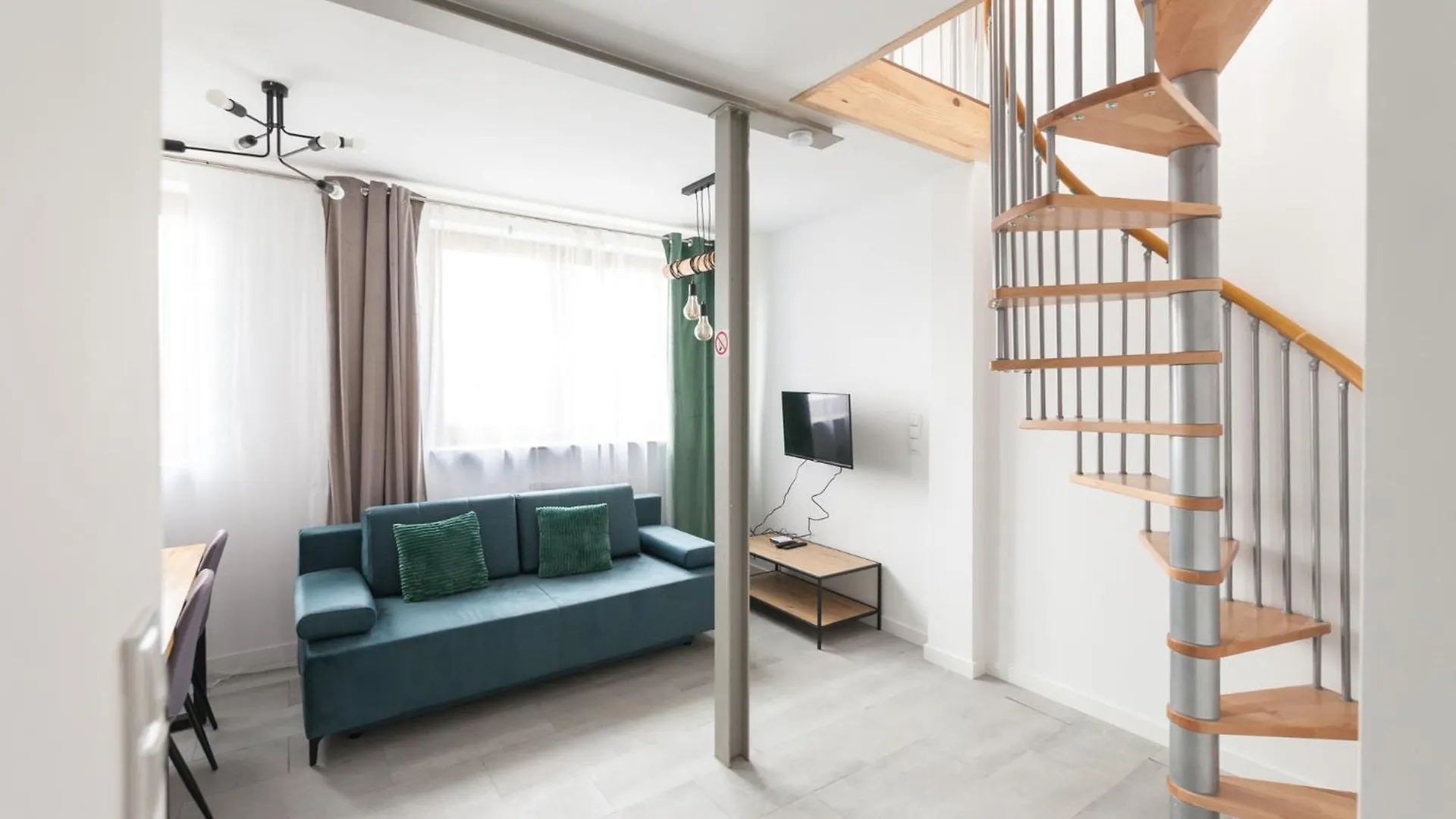 פוזנן Tymek Apartment 0*,  פולין